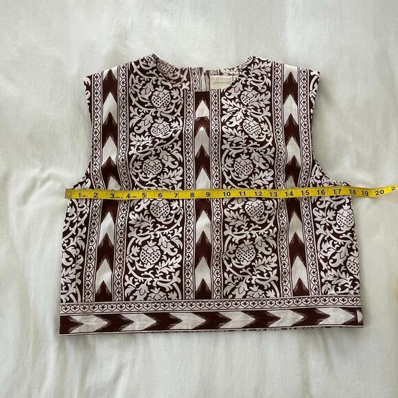 Julia India Amory Brown and White Coco Island Ikat Sleeveless Slim Shell Top XS - Picture 8 of 12